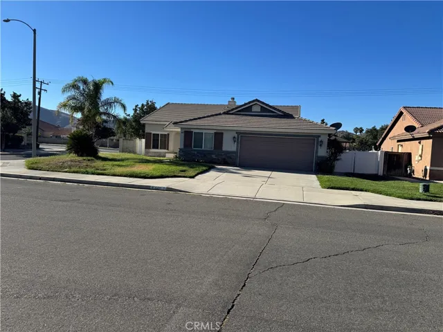 4415 Amber Ridge Lane, Hemet, California 92545
