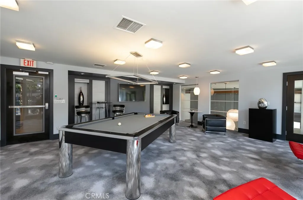 411 W Seaside Way 703, Long Beach, California 90802 home-pic-42