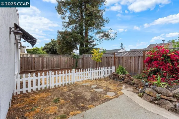 15067 Churchill St, San Leandro, California 94579