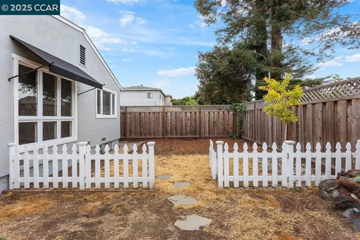 15067 Churchill St, San Leandro, California 94579