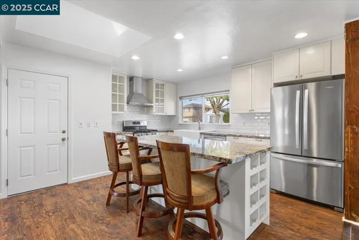 15067 Churchill St, San Leandro, California 94579