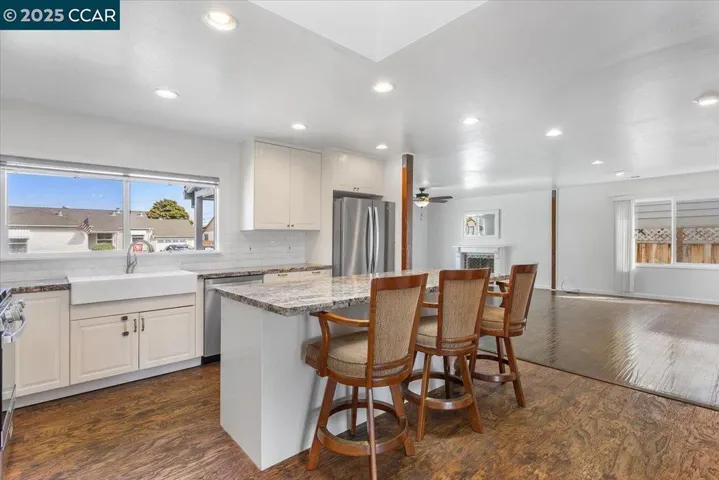 15067 Churchill St, San Leandro, California 94579