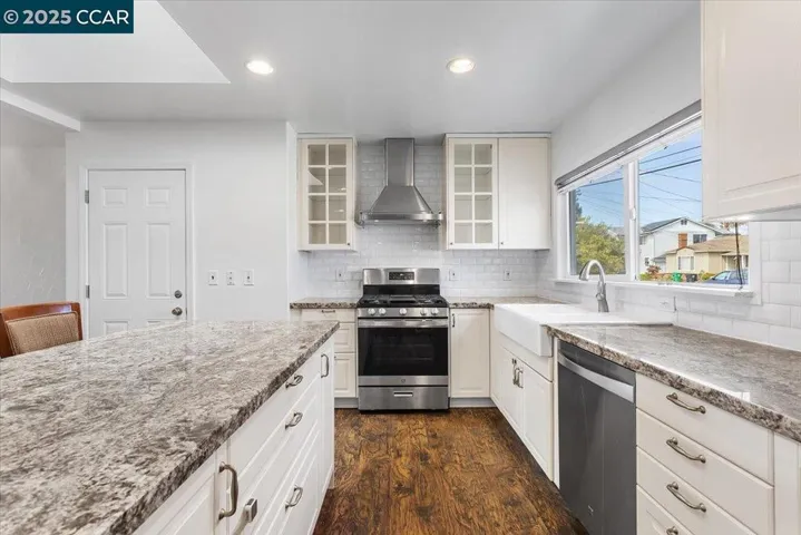 15067 Churchill St, San Leandro, California 94579