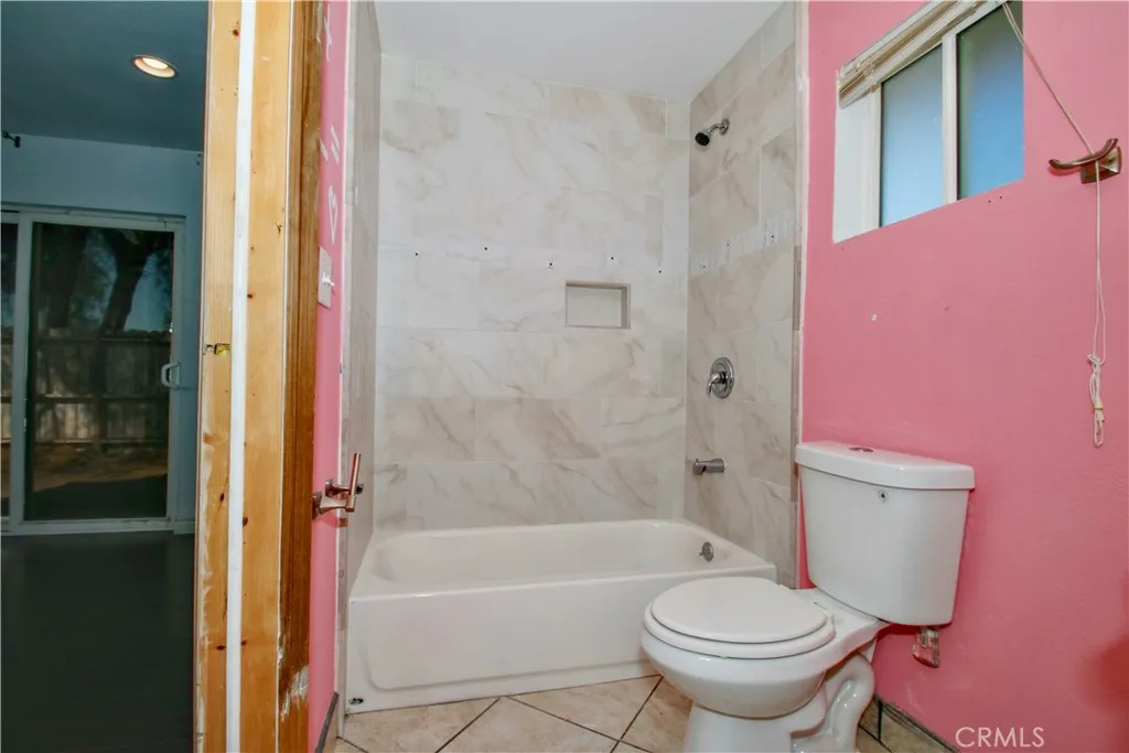 72712 Granite Avenue, 29 Palms, California 92277 home-pic-24