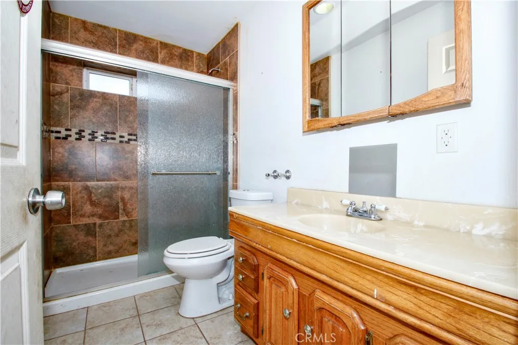 72712 Granite Avenue, 29 Palms, California 92277 home-pic-16