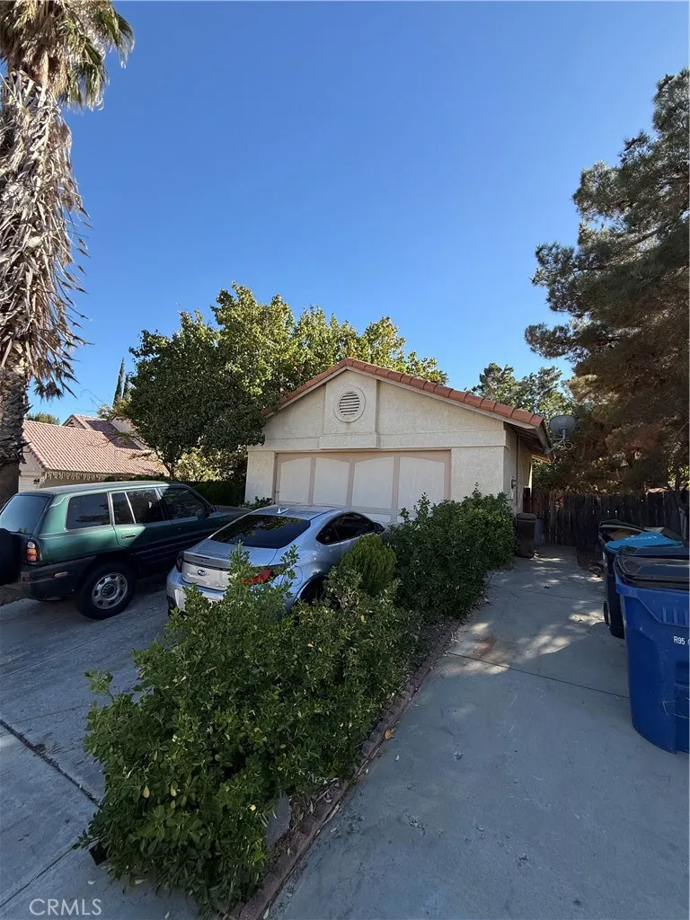 3160 Crowne Drive, Palmdale, California 92551 home-pic-2