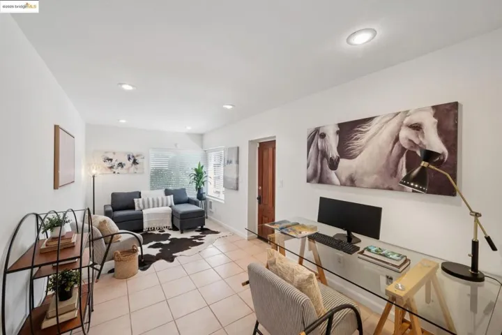 6141 Broadway Ter, Oakland, California 94618