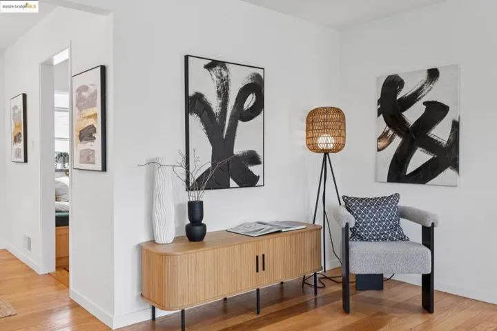 6141 Broadway Ter, Oakland, California 94618