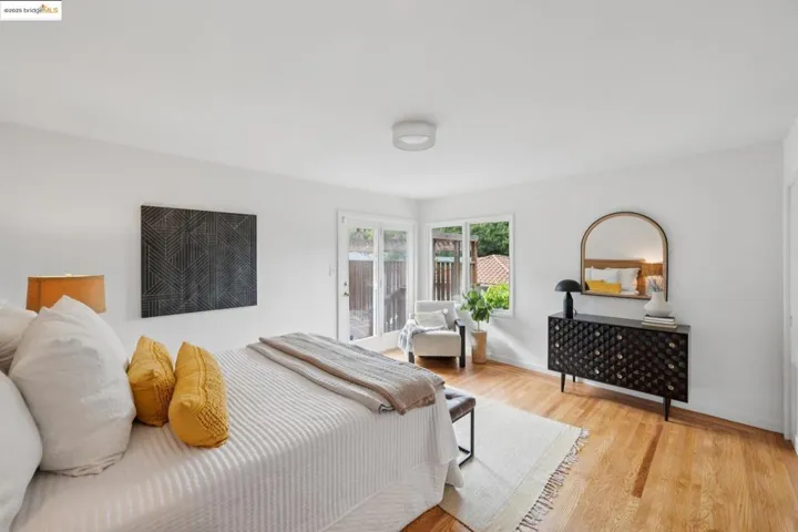6141 Broadway Ter, Oakland, California 94618