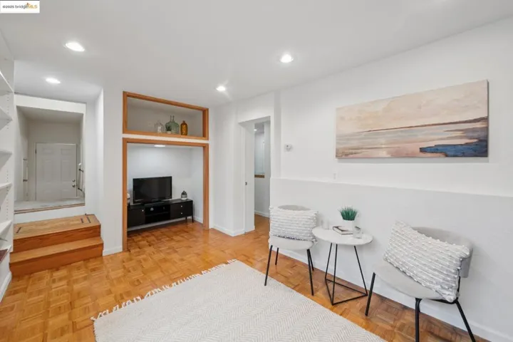 6141 Broadway Ter, Oakland, California 94618