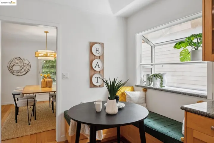 6141 Broadway Ter, Oakland, California 94618