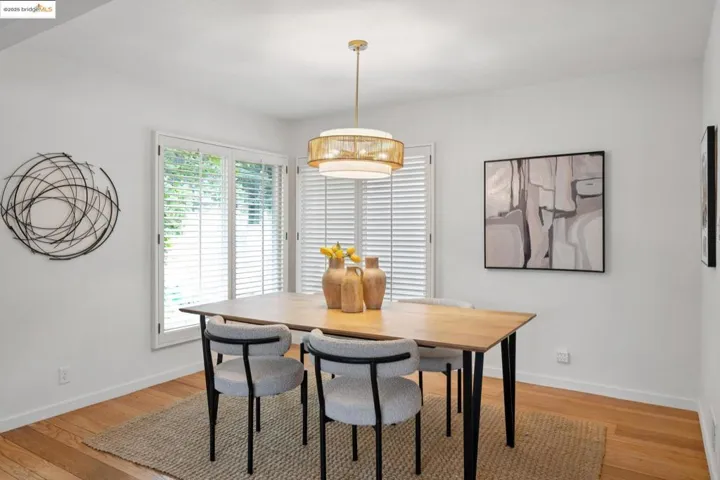 6141 Broadway Ter, Oakland, California 94618