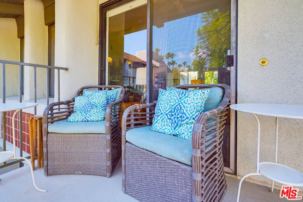 351 N Hermosa Drive 2b2, Palm Springs, California 92262 home-pic-22