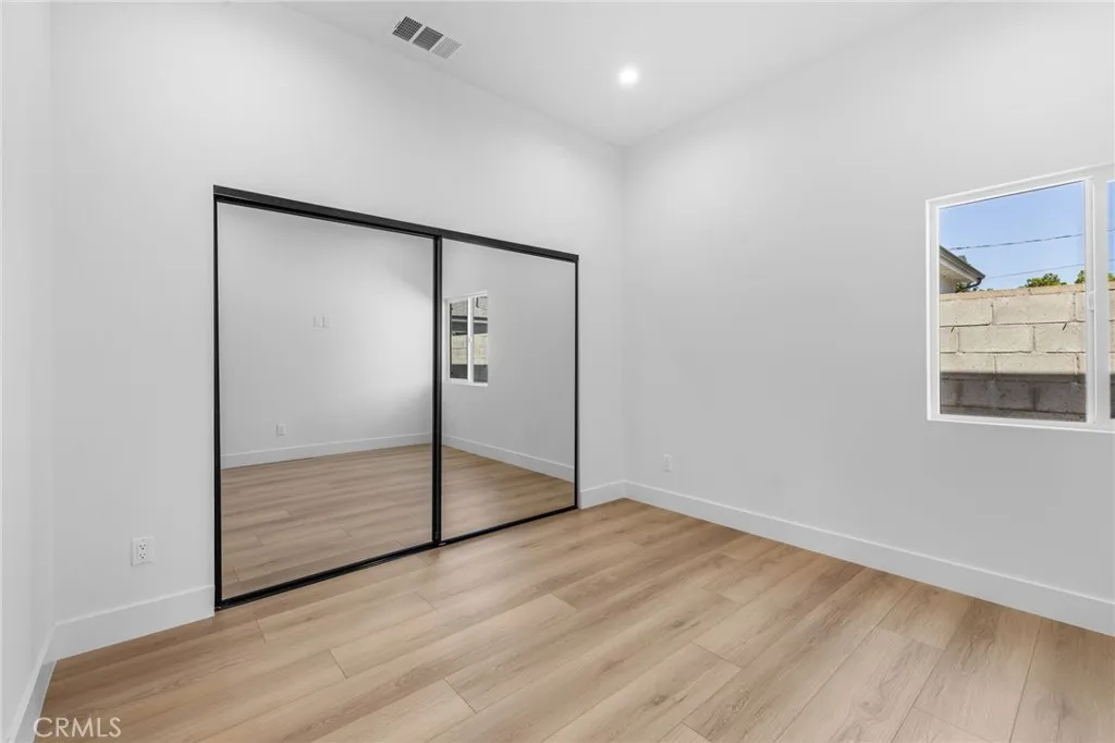 1504 N California Street, Burbank, California 91505 home-pic-31