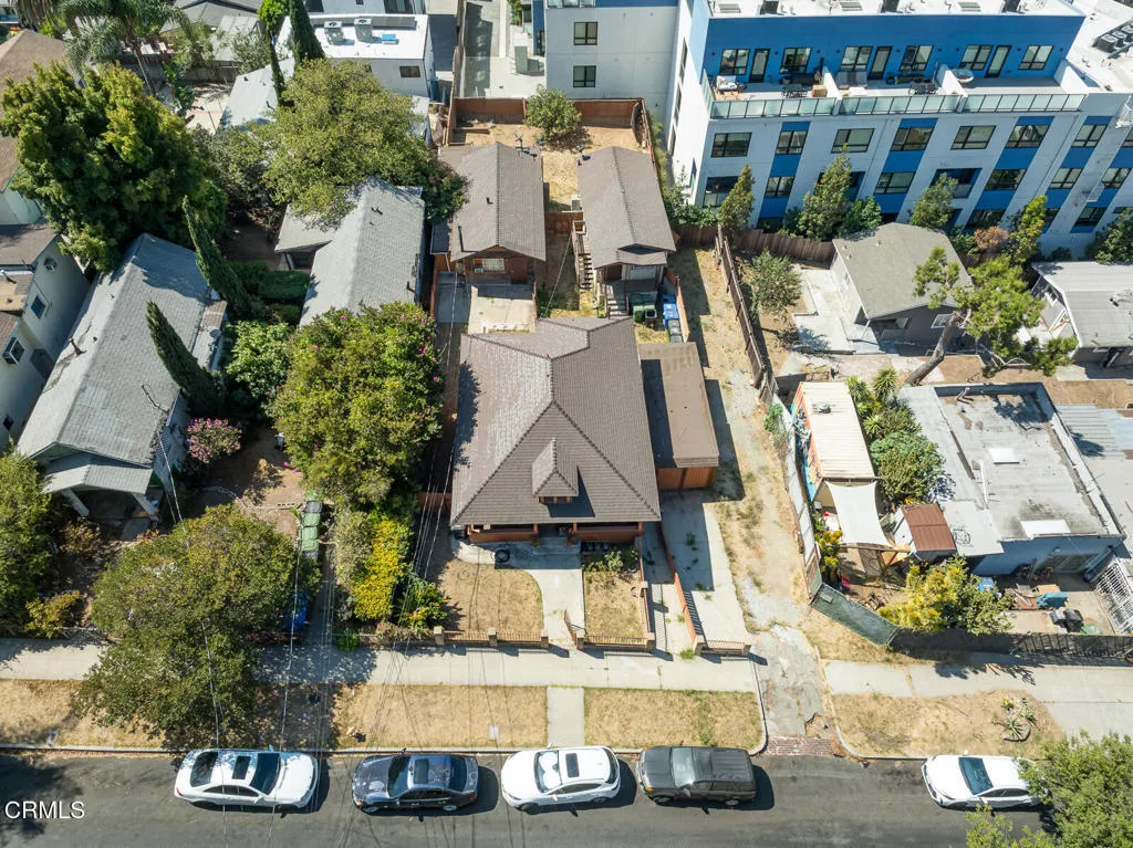 2132 Branden Street, Los Angeles, California 90026 home-pic-2