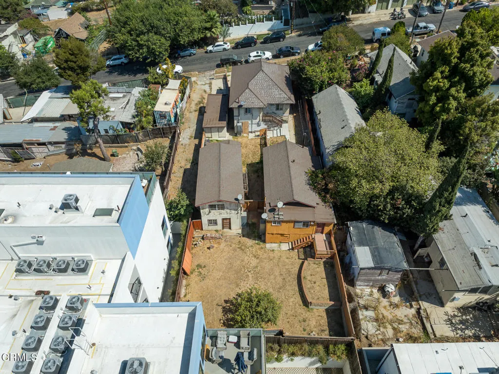 2132 Branden Street, Los Angeles, California 90026 home-pic-44