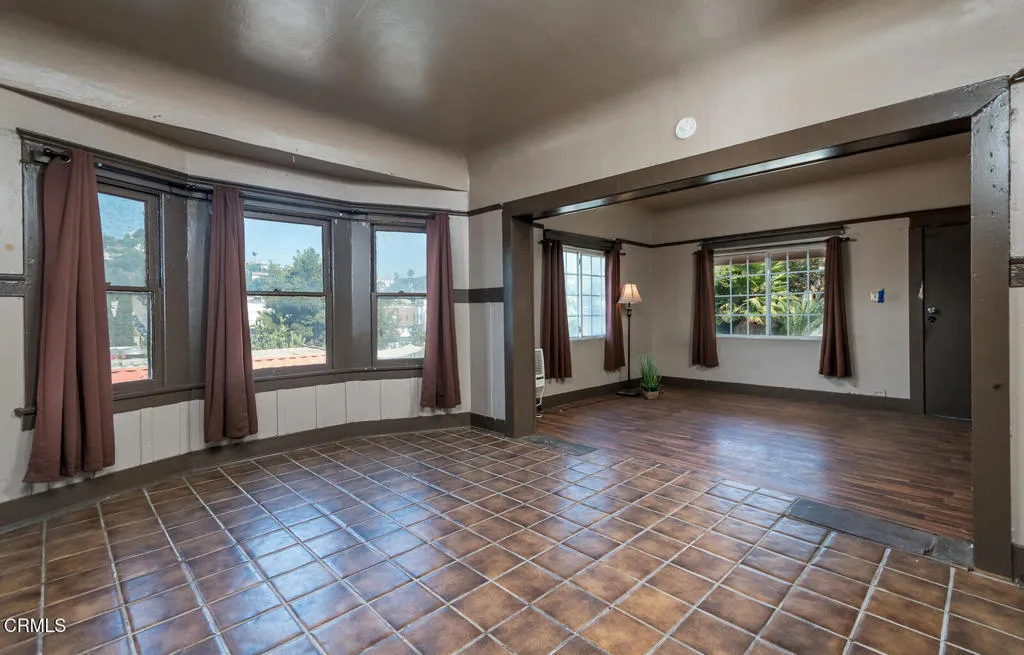 2132 Branden Street, Los Angeles, California 90026 home-pic-9