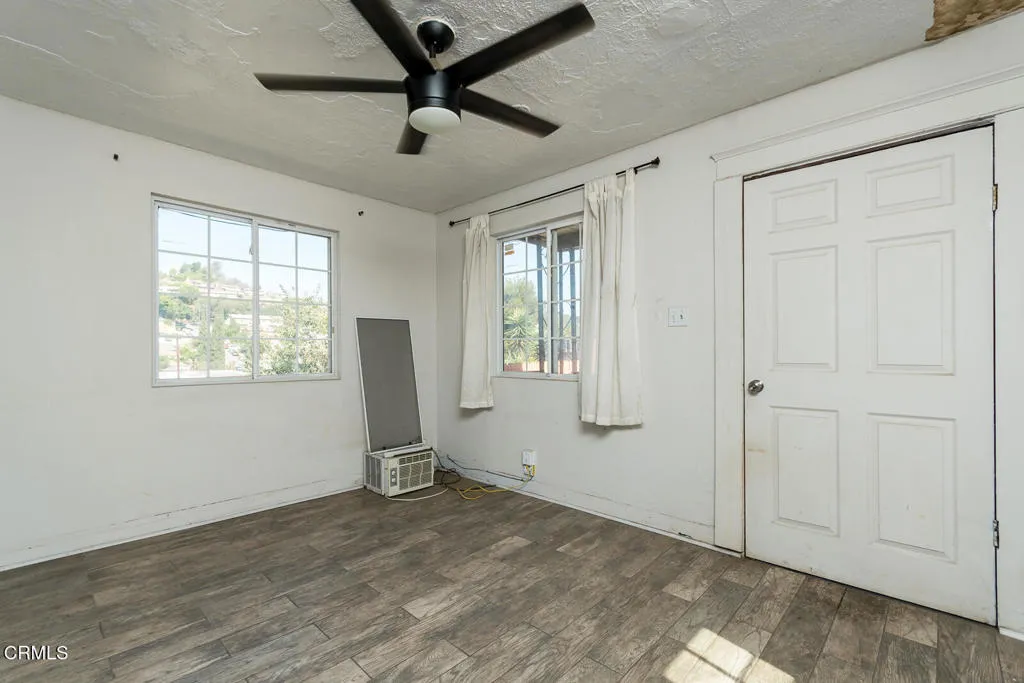 2132 Branden Street, Los Angeles, California 90026 home-pic-26