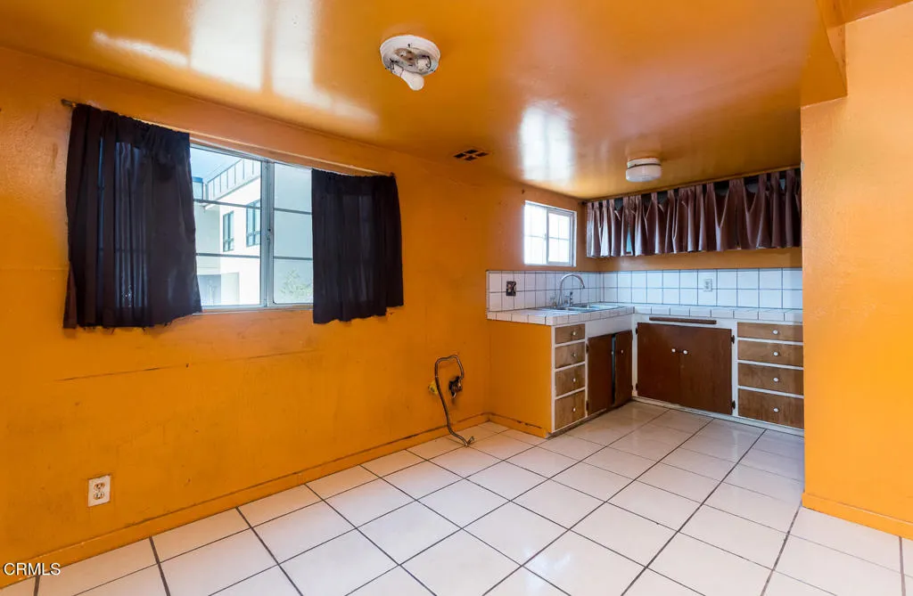 2132 Branden Street, Los Angeles, California 90026 home-pic-23