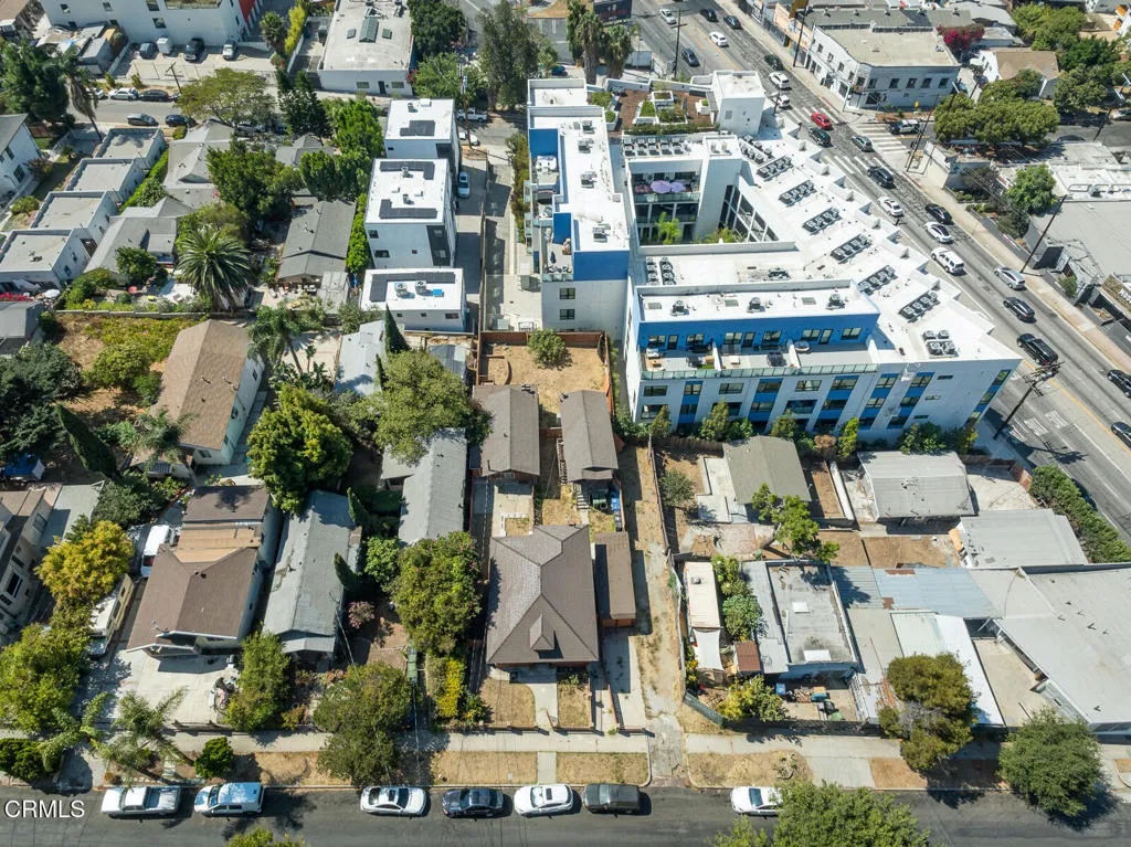 2132 Branden Street, Los Angeles, California 90026 home-pic-48