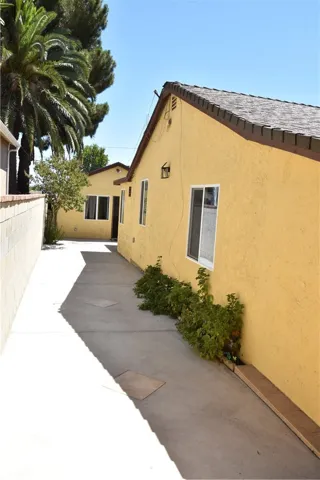 Driveway/Access to ADU