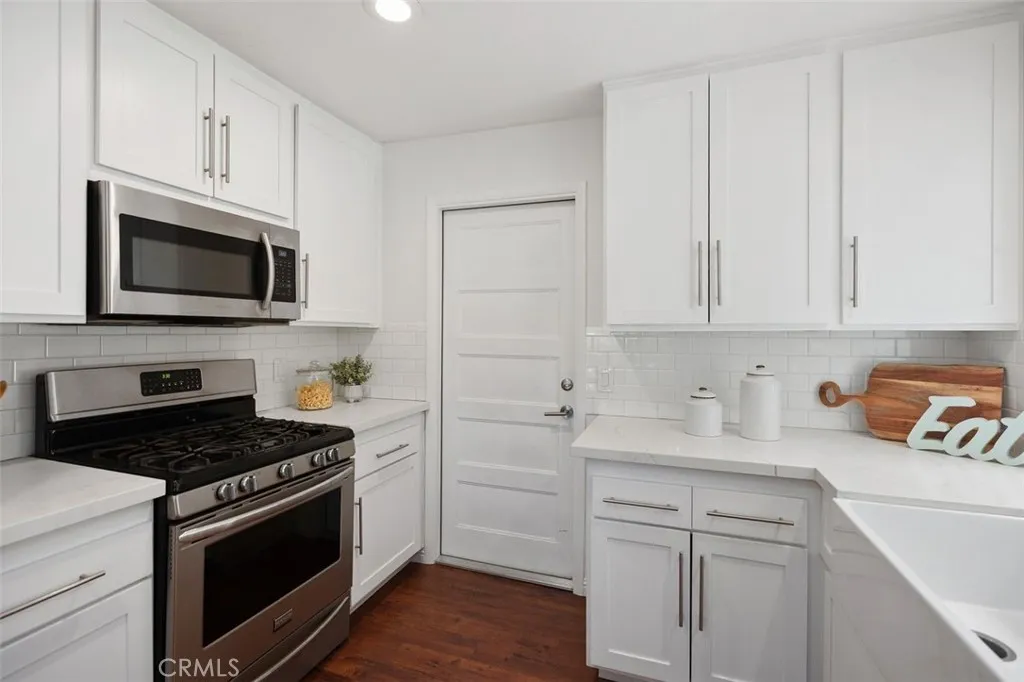 23446 Caminito Salado, Laguna Hills, California 92653 home-pic-3