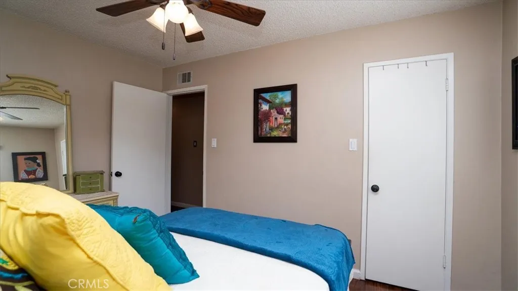 2279 W 7th Street, San Bernardino, California 92410 home-pic-25
