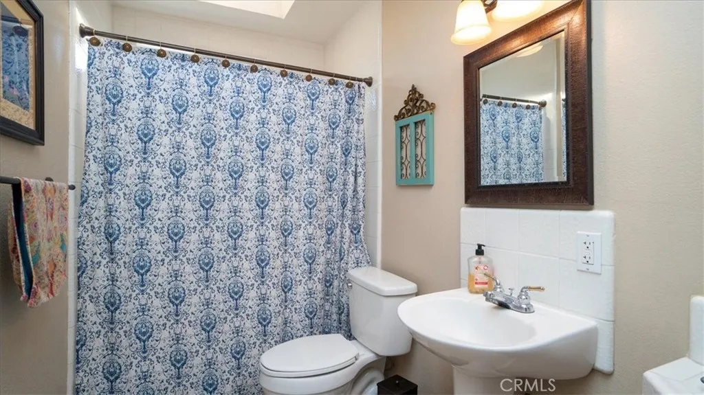 2279 W 7th Street, San Bernardino, California 92410 home-pic-31