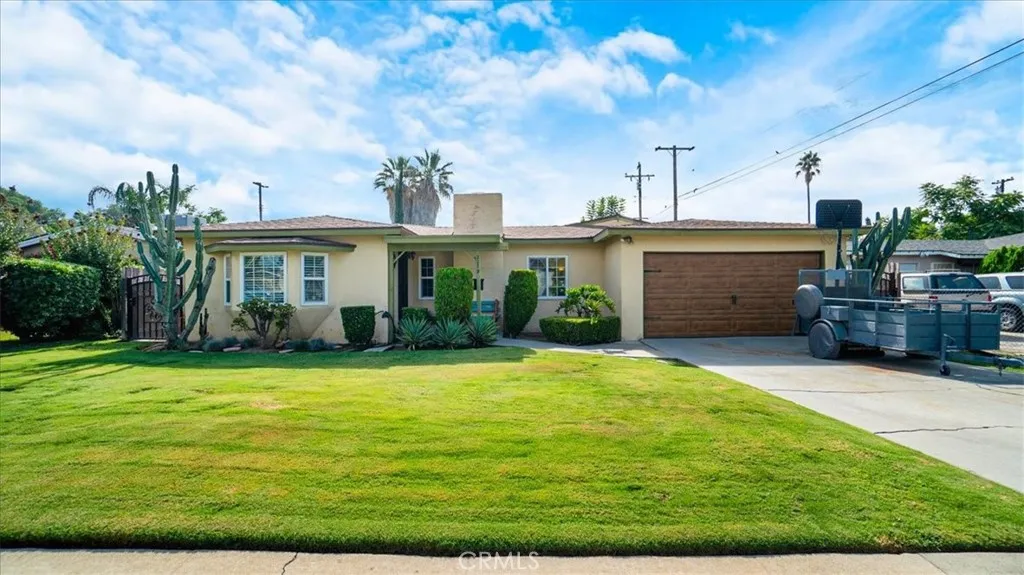 2279 W 7th Street, San Bernardino, California 92410 home-pic-1