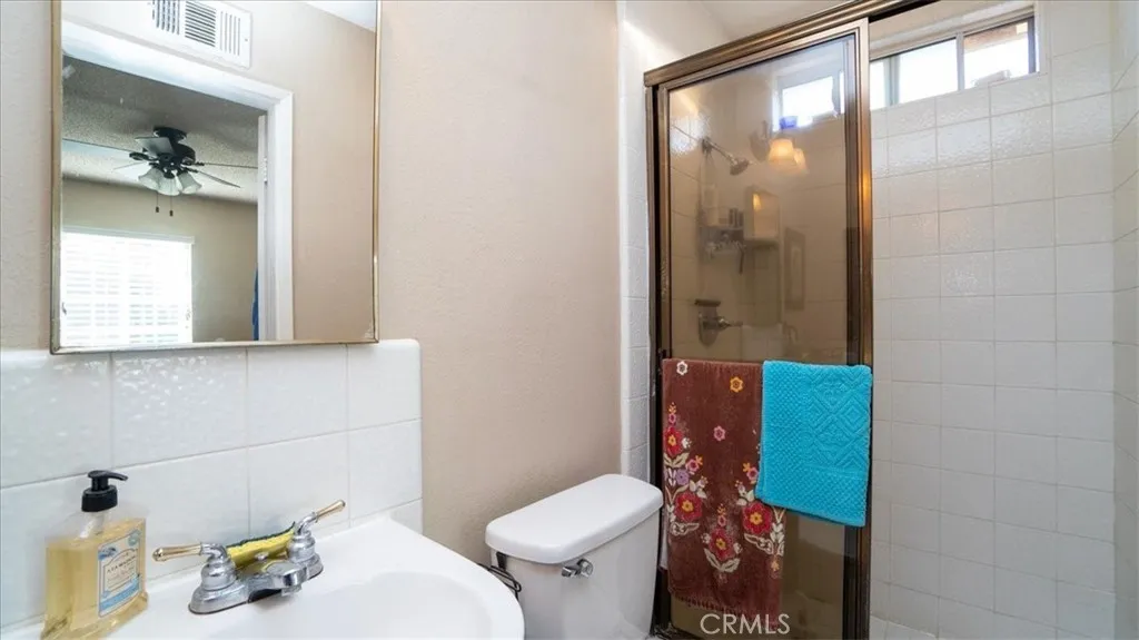 2279 W 7th Street, San Bernardino, California 92410 home-pic-28