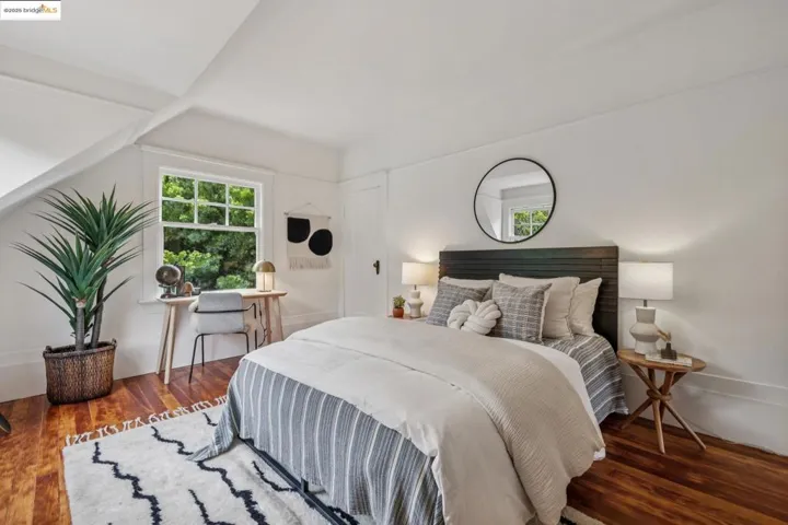 118 Hillside Ave, Piedmont, California 94611