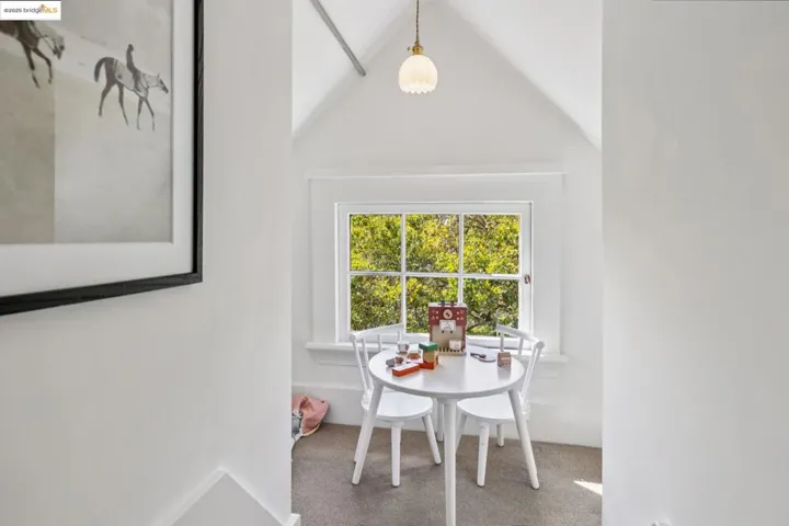 118 Hillside Ave, Piedmont, California 94611