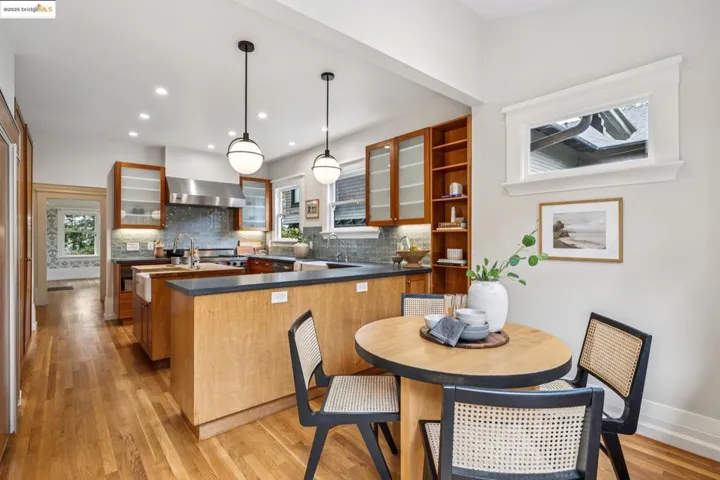 118 Hillside Ave, Piedmont, California 94611