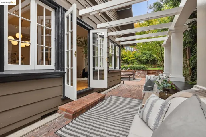 118 Hillside Ave, Piedmont, California 94611