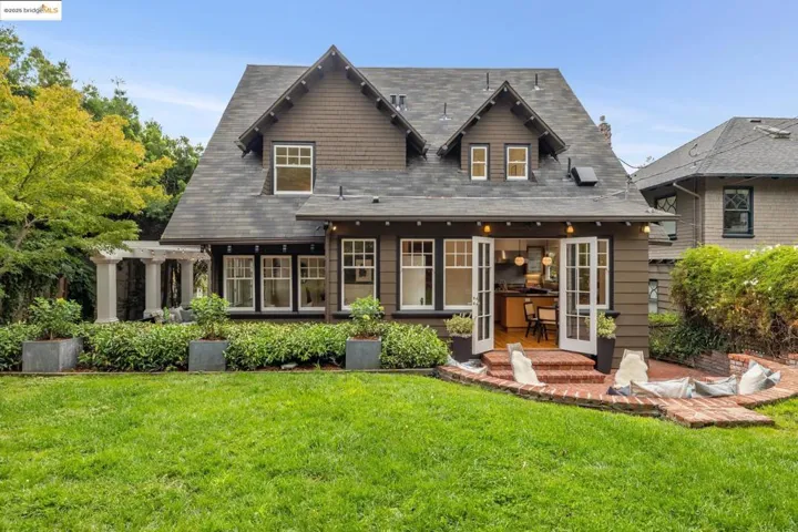 118 Hillside Ave, Piedmont, California 94611