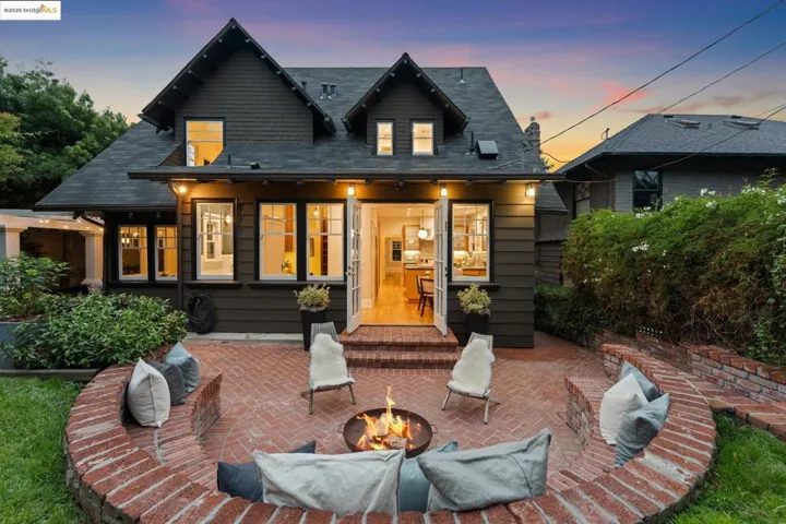 118 Hillside Ave, Piedmont, California 94611