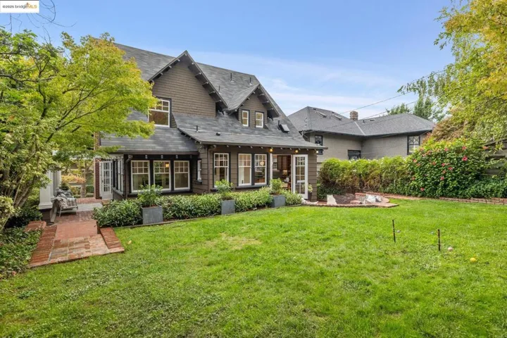 118 Hillside Ave, Piedmont, California 94611
