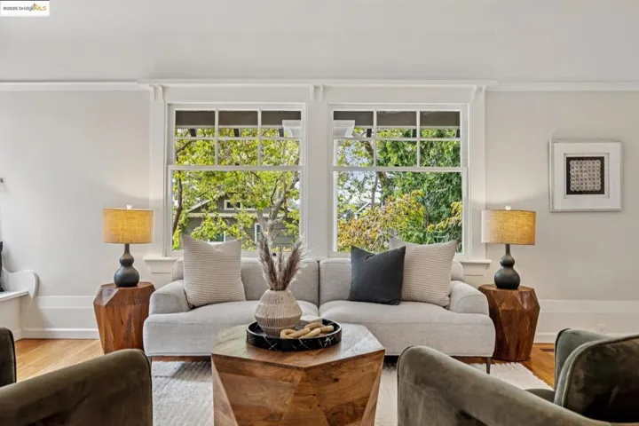118 Hillside Ave, Piedmont, California 94611