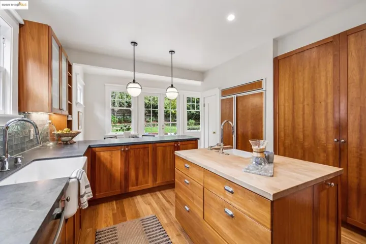 118 Hillside Ave, Piedmont, California 94611