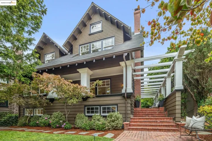 118 Hillside Ave, Piedmont, California 94611