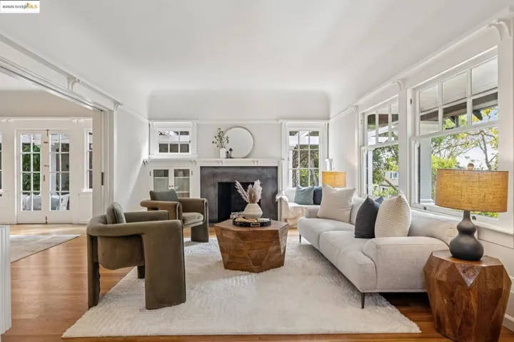 118 Hillside Ave, Piedmont, California 94611