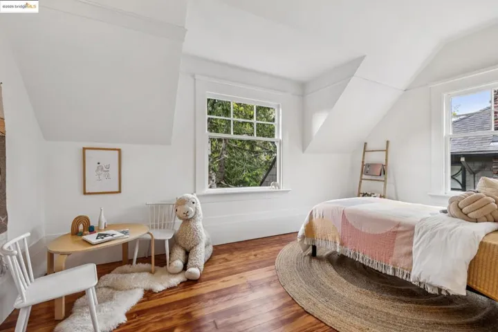 118 Hillside Ave, Piedmont, California 94611