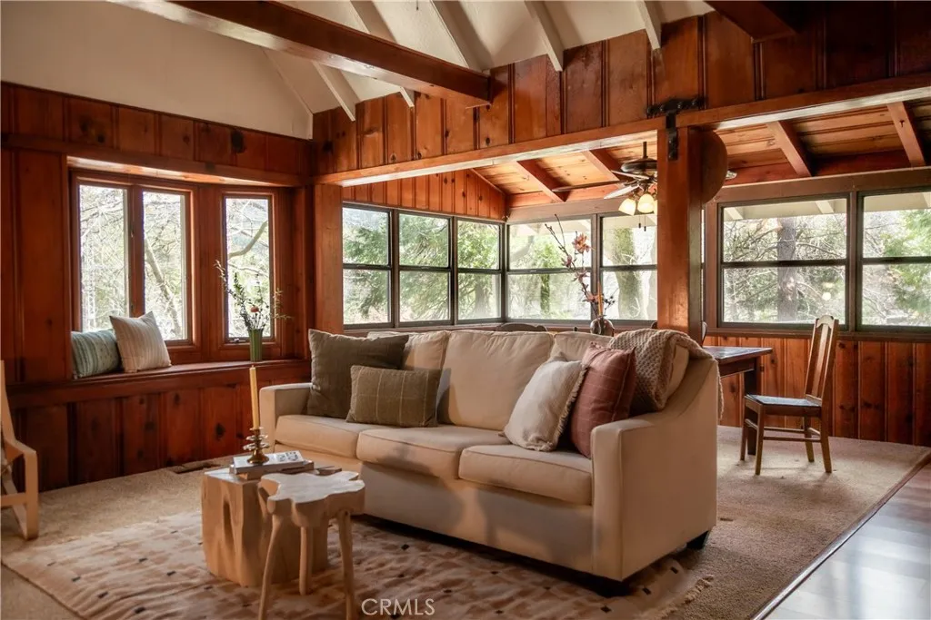 23696 Manzanita Drive, Crestline, California 92325 home-pic-11