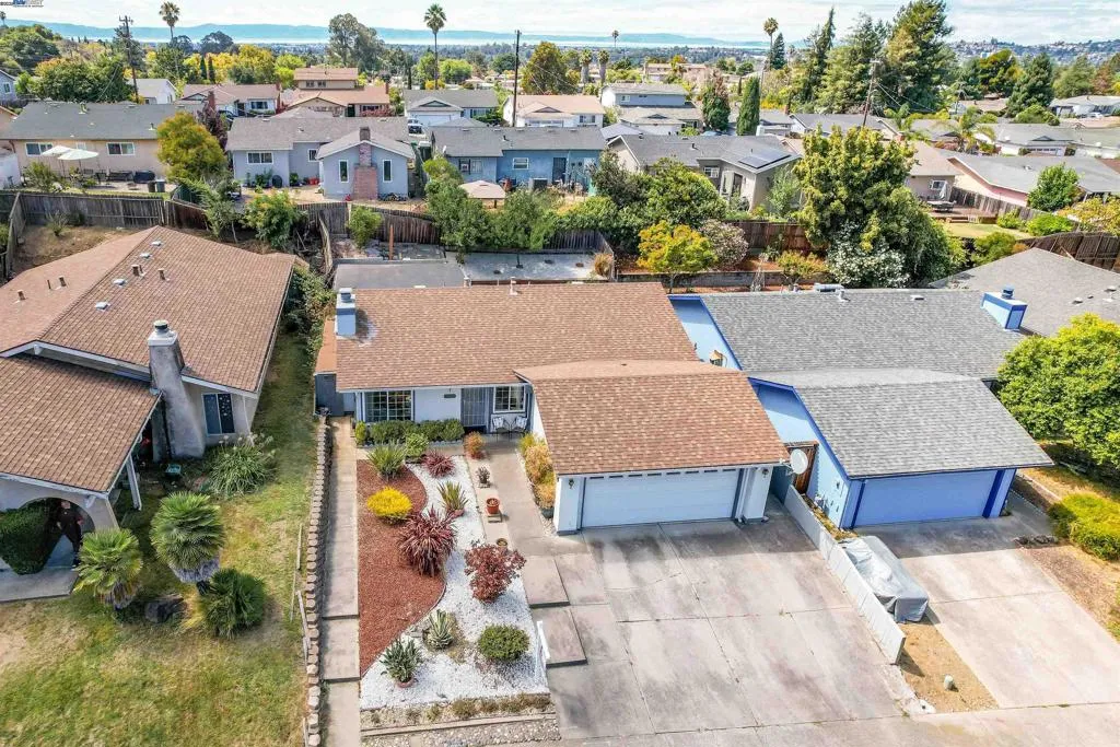 22633 Mossy Rock Drive, Hayward, California 94541 home-pic-51