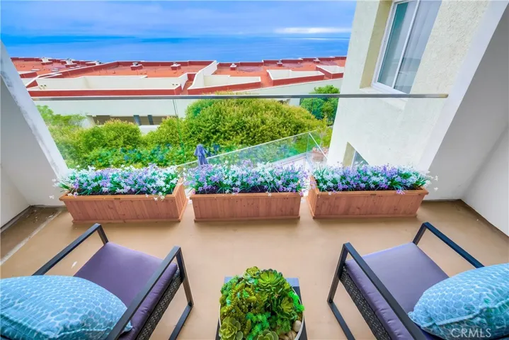 3200 La Rotonda Drive 507, Rancho Palos Verdes, California 90275