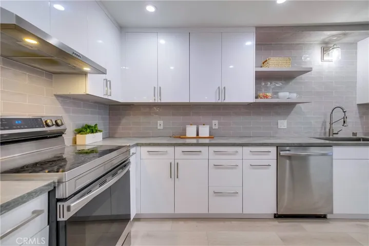3200 La Rotonda Drive 507, Rancho Palos Verdes, California 90275