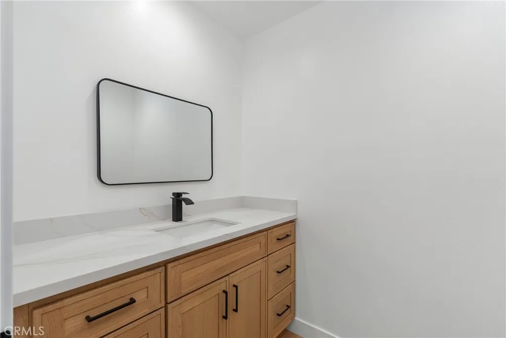 15 Hilltop Circle, Rancho Palos Verdes, California 90275 home-pic-10