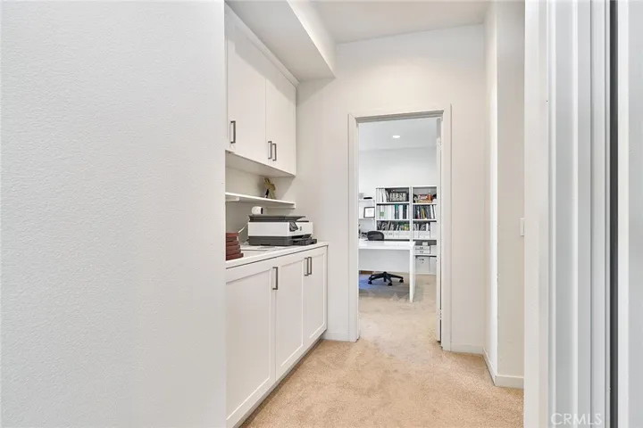 126 Novel, Irvine, California 92618