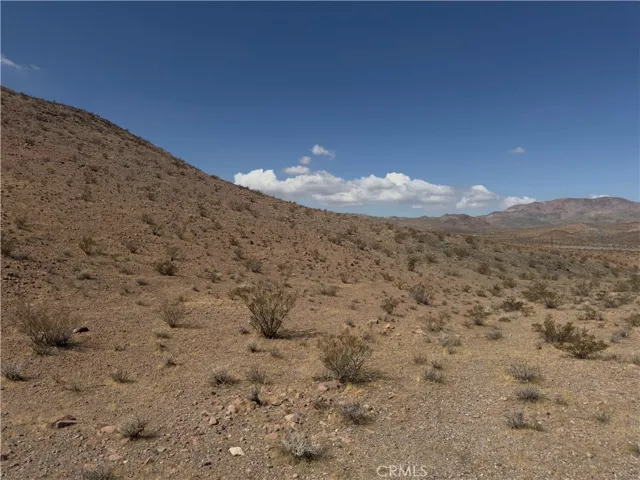 29 Fort Irwin Road, Barstow, California 92398