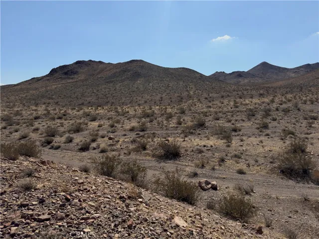 29 Fort Irwin Road, Barstow, California 92398